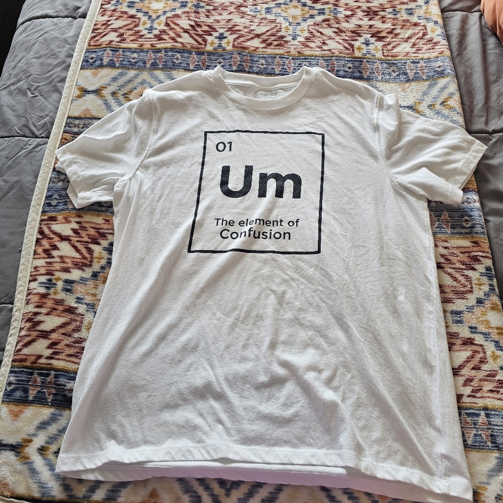 LIKE NEW OLD NAVY Mens Soft Washed "UM" Element Graphic T Shirt White Large